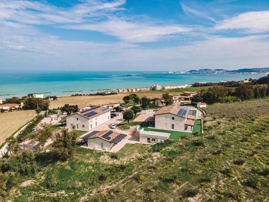Agriturismo Il Colle Dei Lecci Ancona Luaran gambar