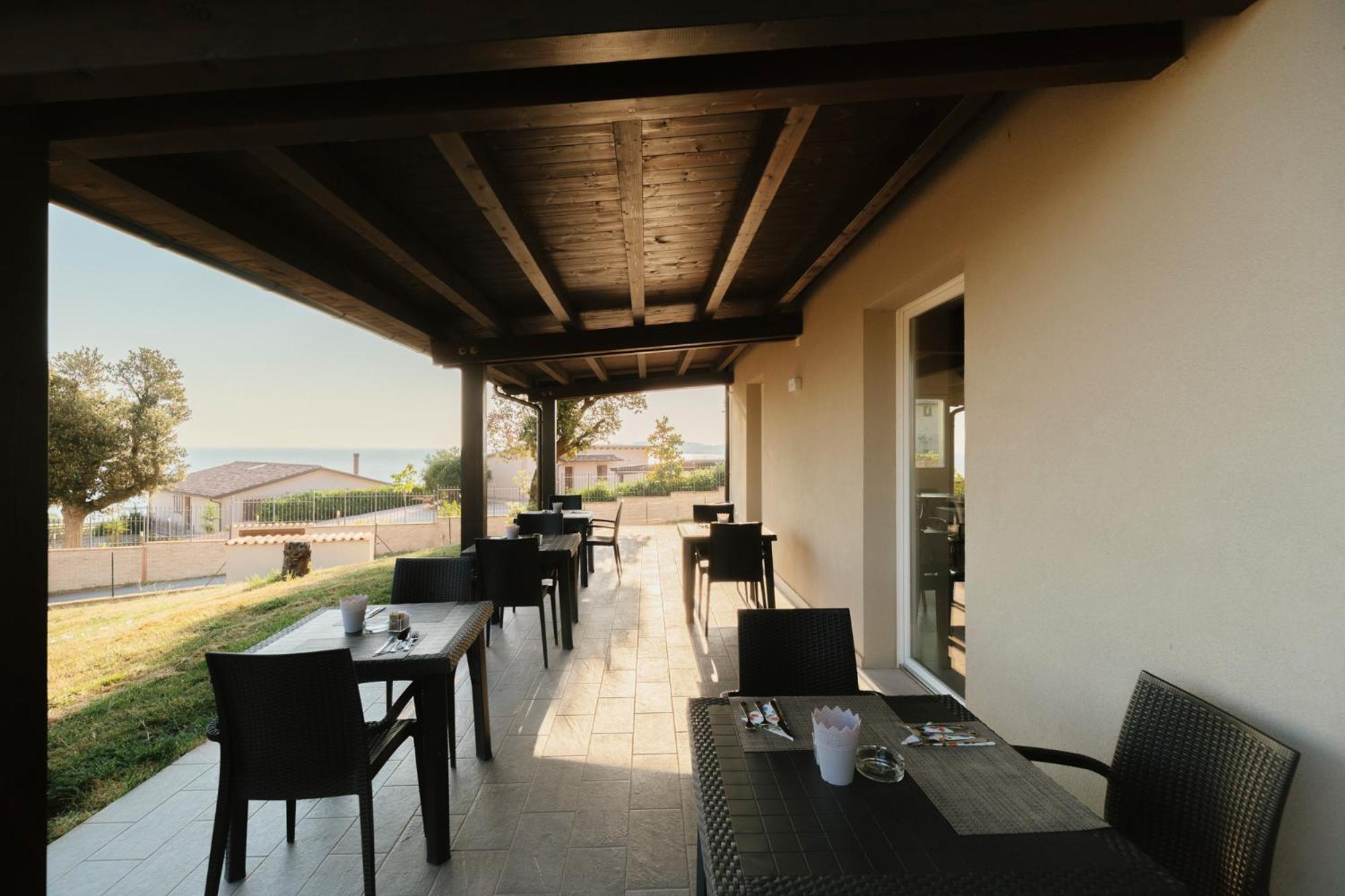 Agriturismo Il Colle Dei Lecci Ancona Luaran gambar